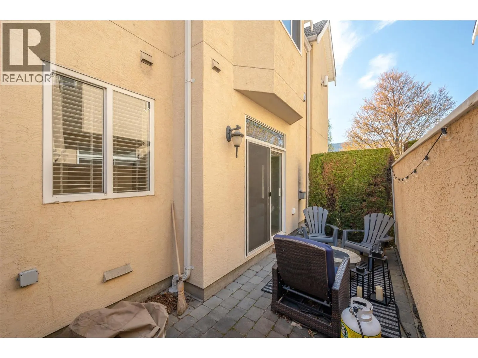 1065 Churchill Avenue Unit# 102