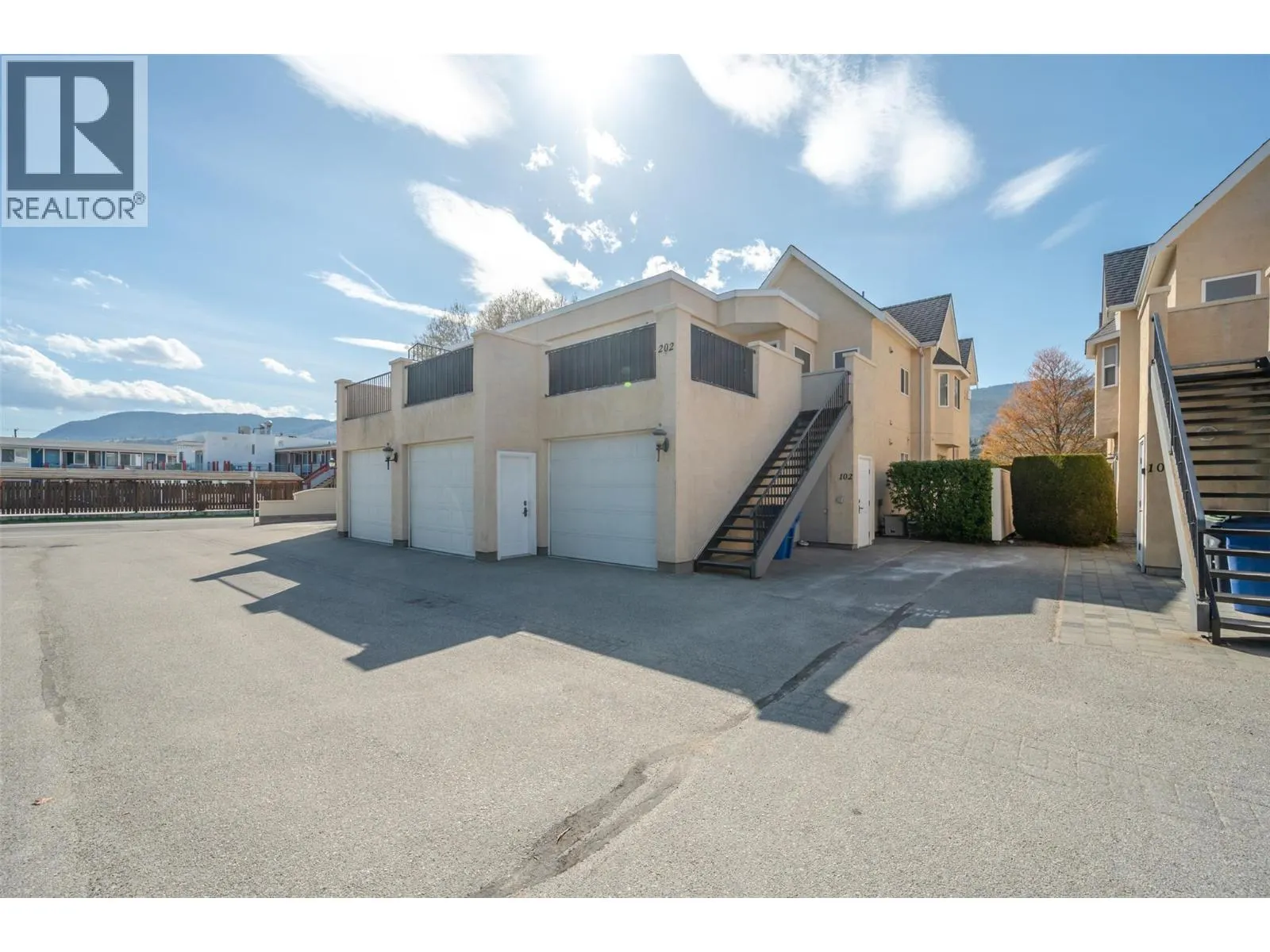 1065 Churchill Avenue Unit# 102