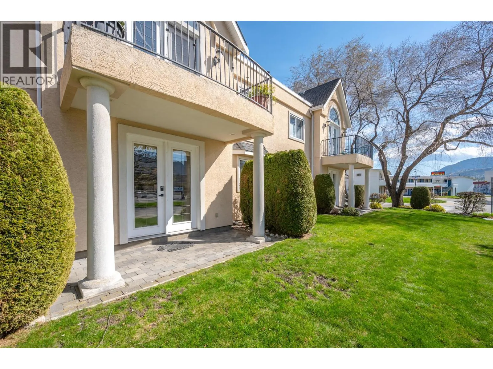 1065 Churchill Avenue Unit# 102