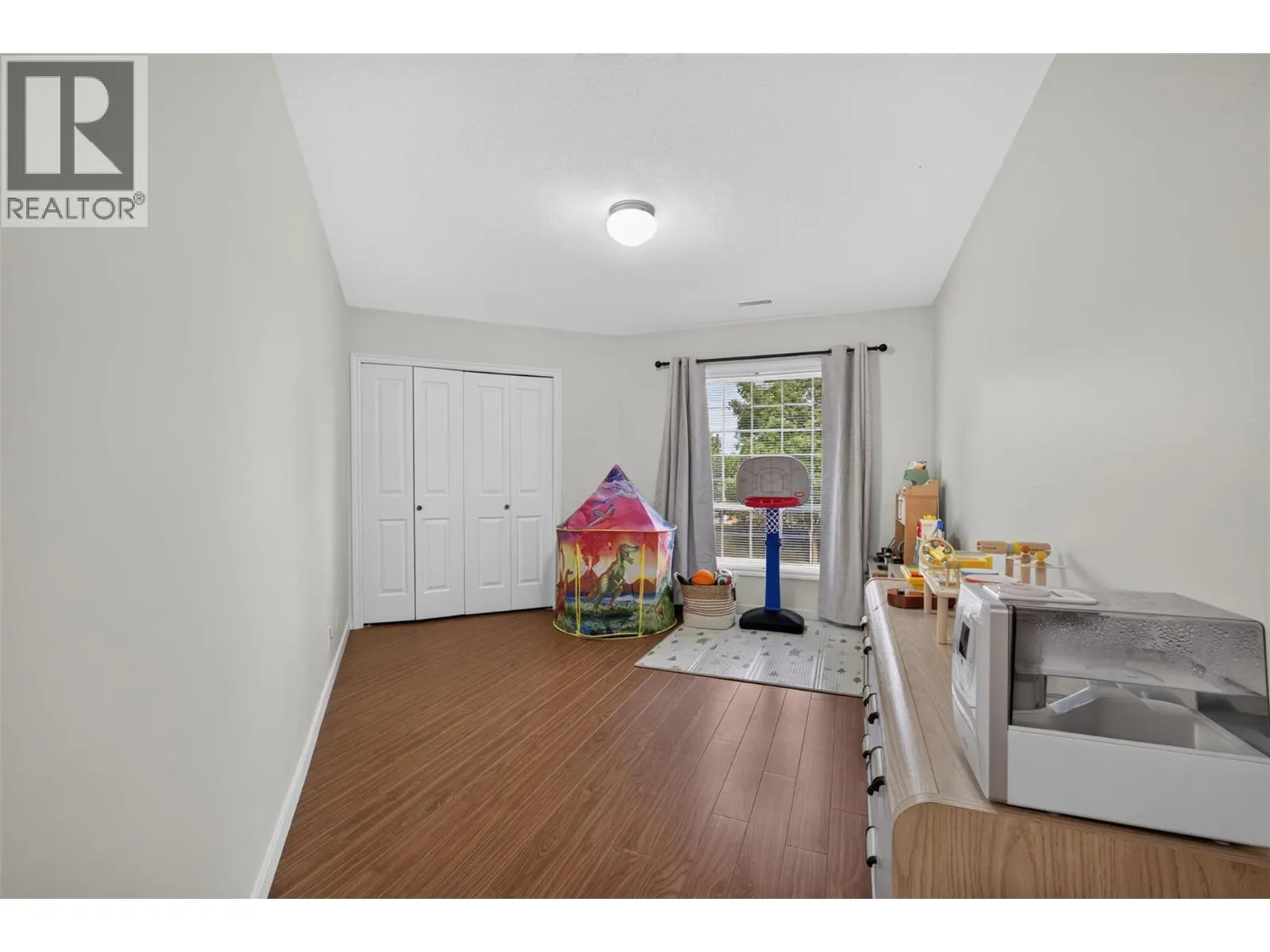 2350 Stillingfleet Road Unit# 205