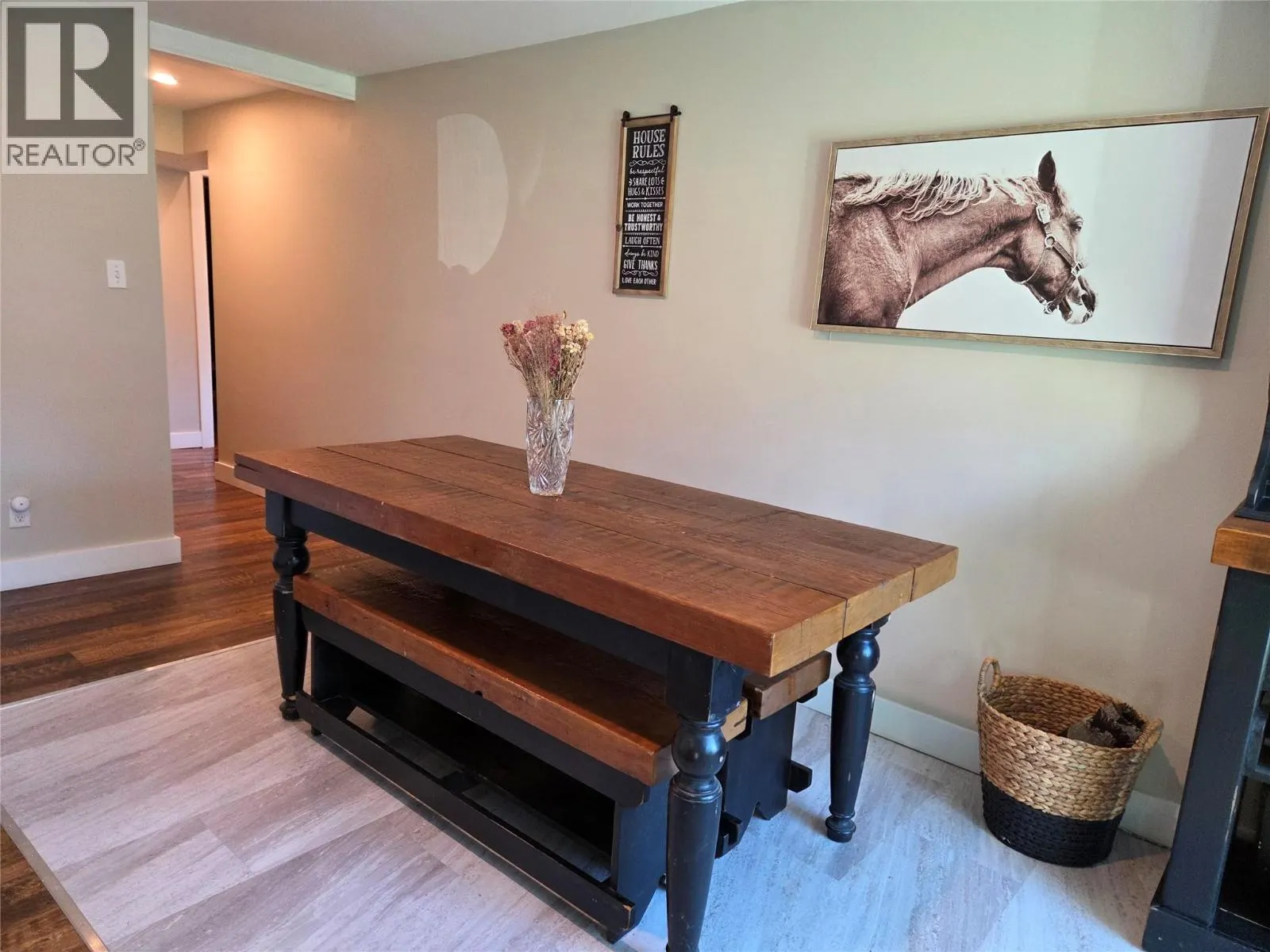 2548 Upper Bench Road