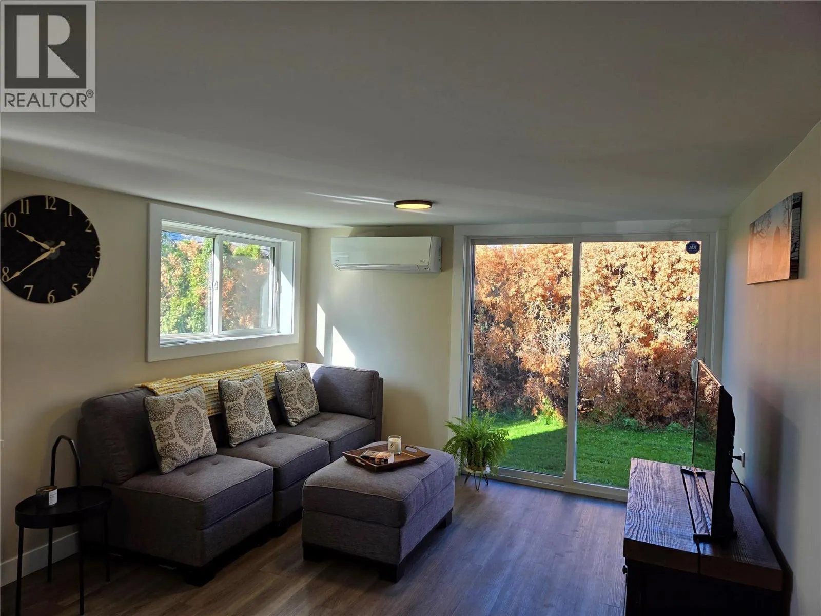 2548 Upper Bench Road