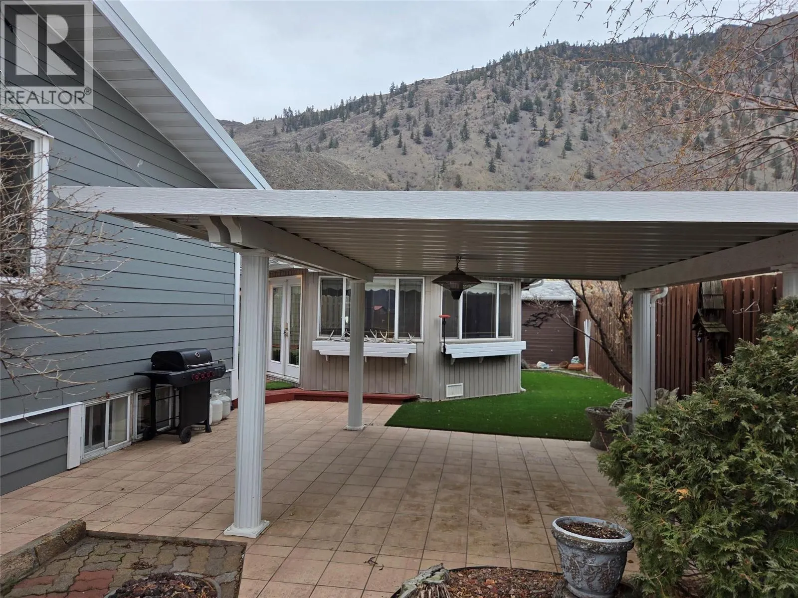 2546 Upper Bench Road