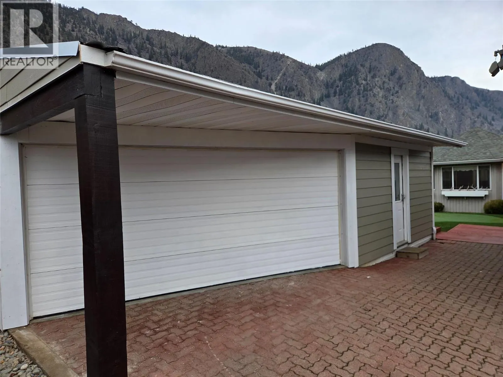 2546 Upper Bench Road