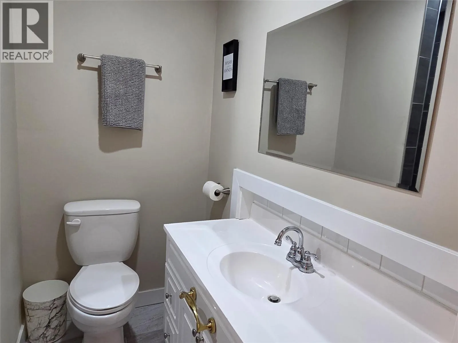 2546 Upper Bench Road