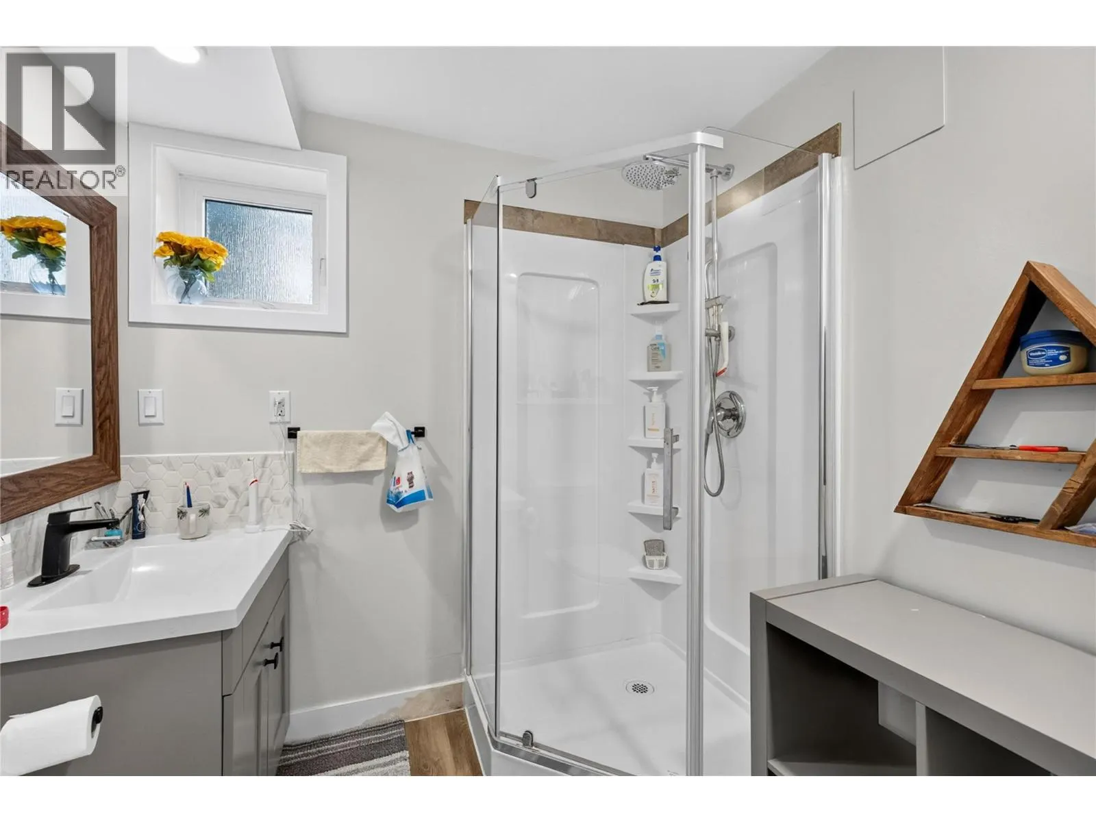 127 Okanagan Avenue W