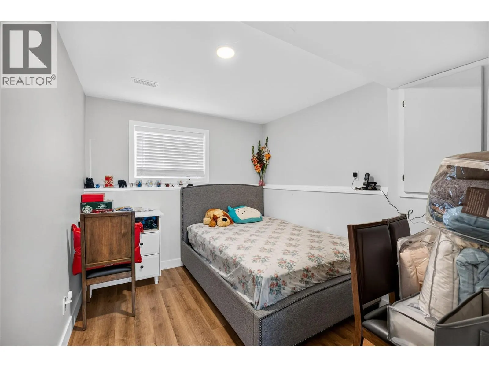 127 Okanagan Avenue W