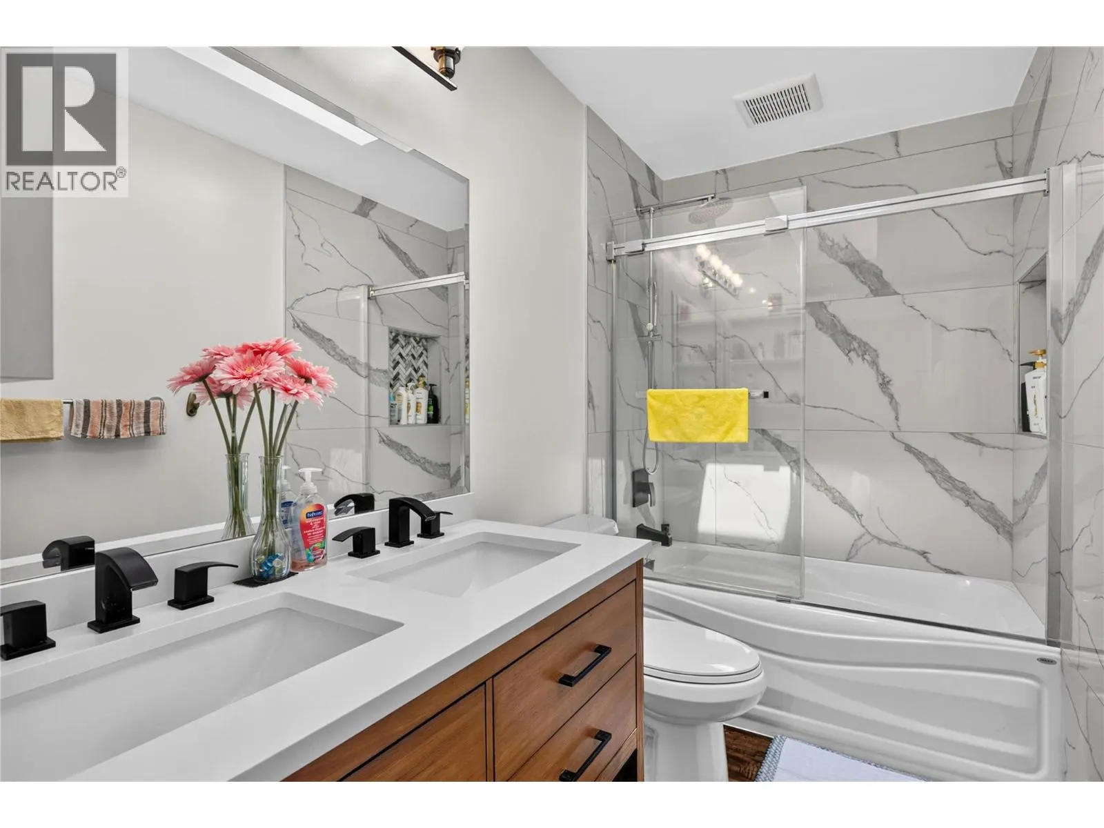 127 Okanagan Avenue W