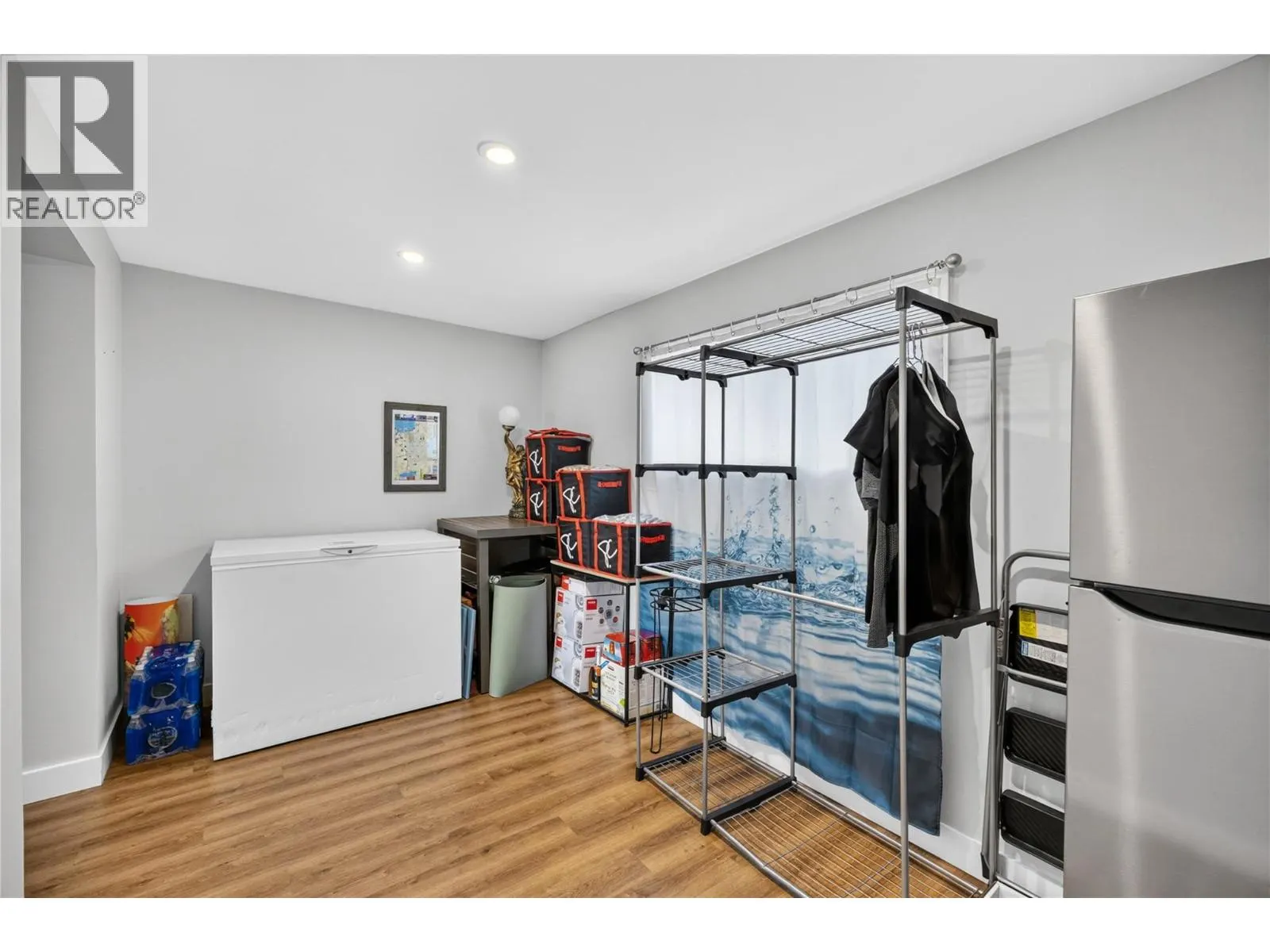 127 Okanagan Avenue W