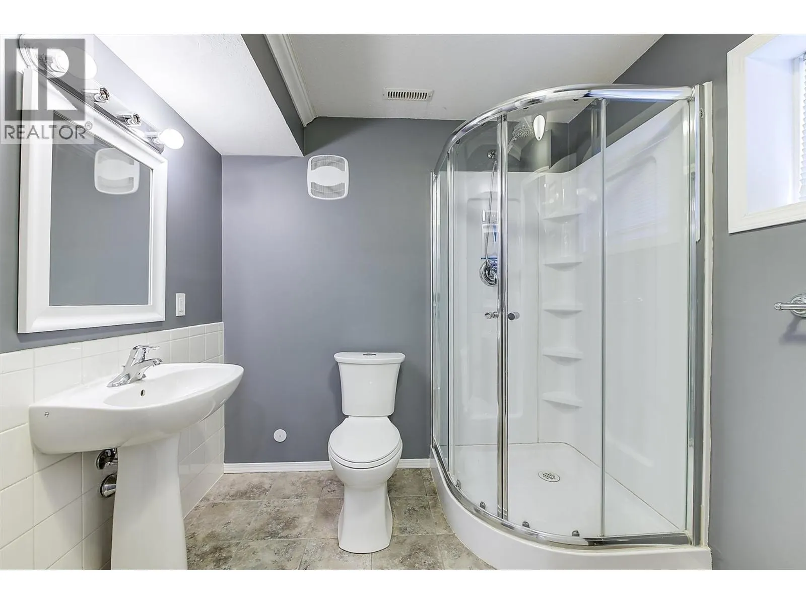 133 Wyndham Crescent Unit# 110