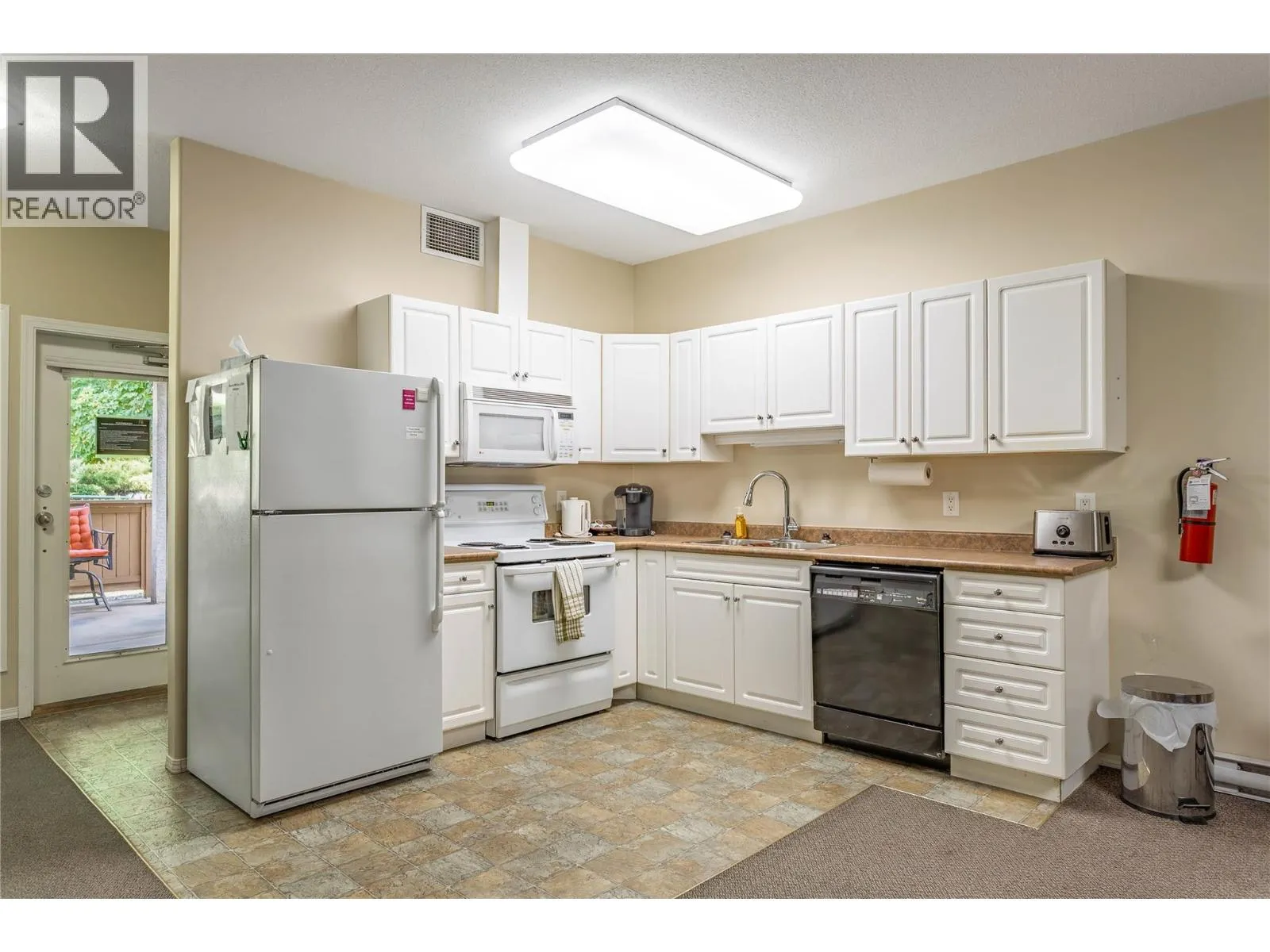 2300 Benvoulin Road Unit# 103