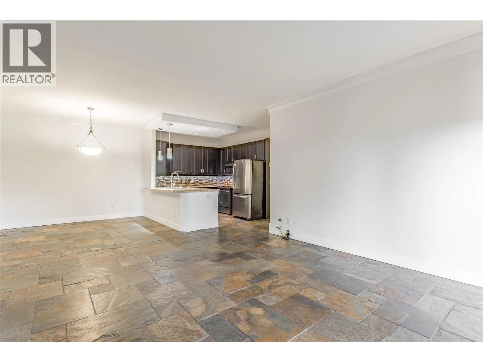 2300 Benvoulin Road Unit# 103