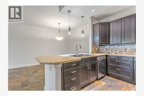 2300 Benvoulin Road Unit# 103