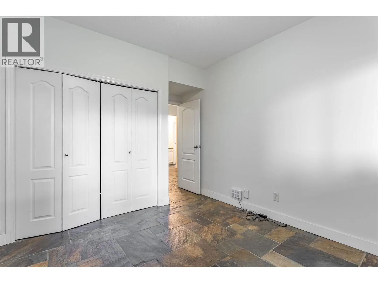 2300 Benvoulin Road Unit# 103