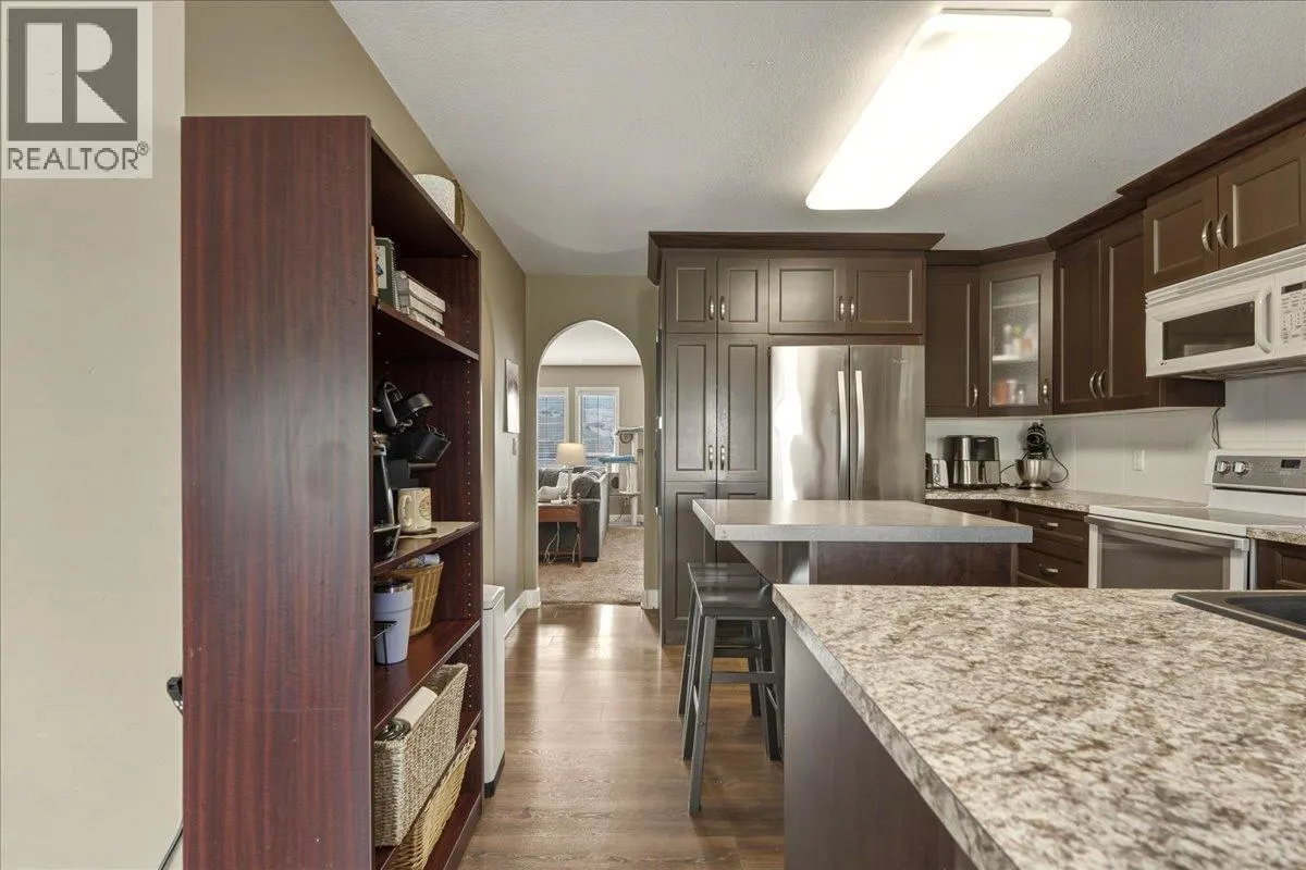 2225 Teal Place