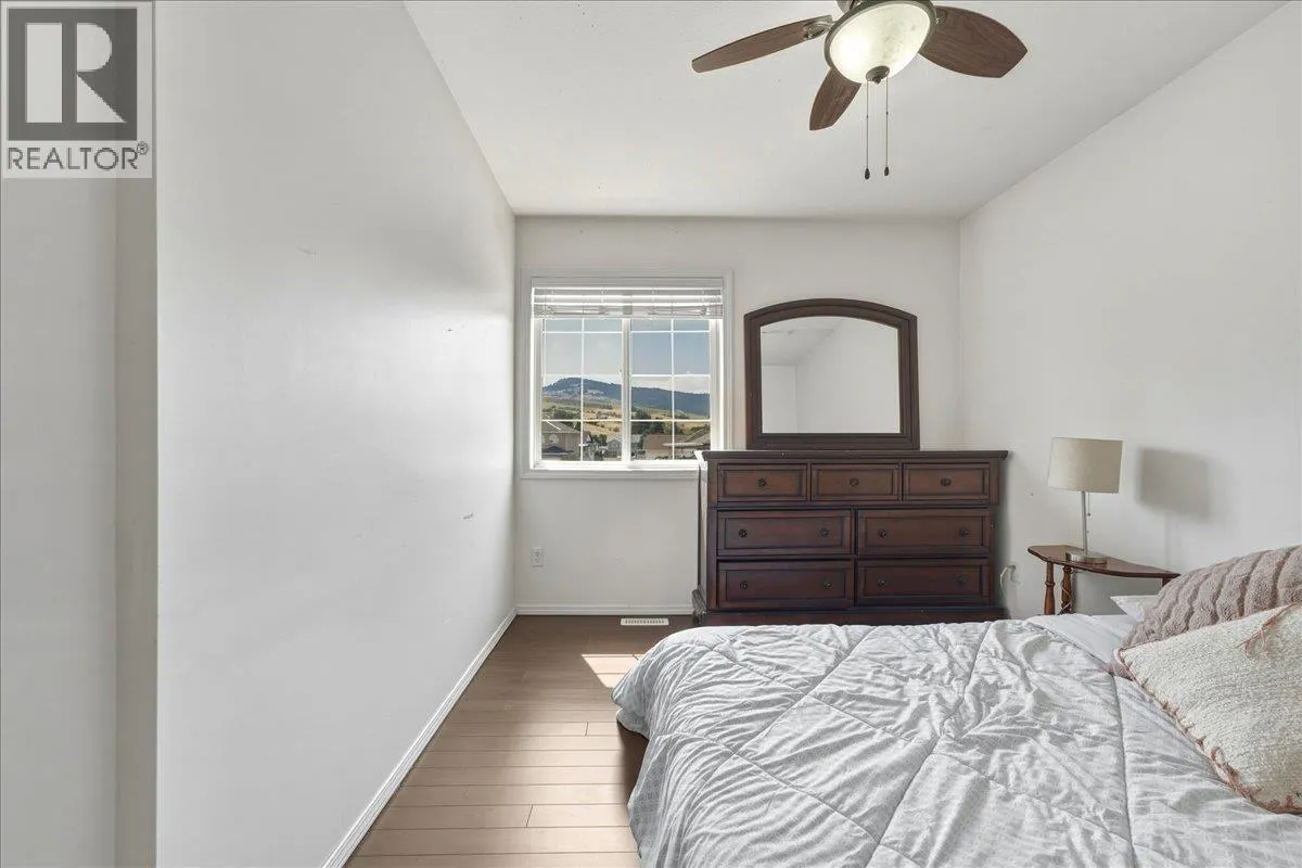2225 Teal Place