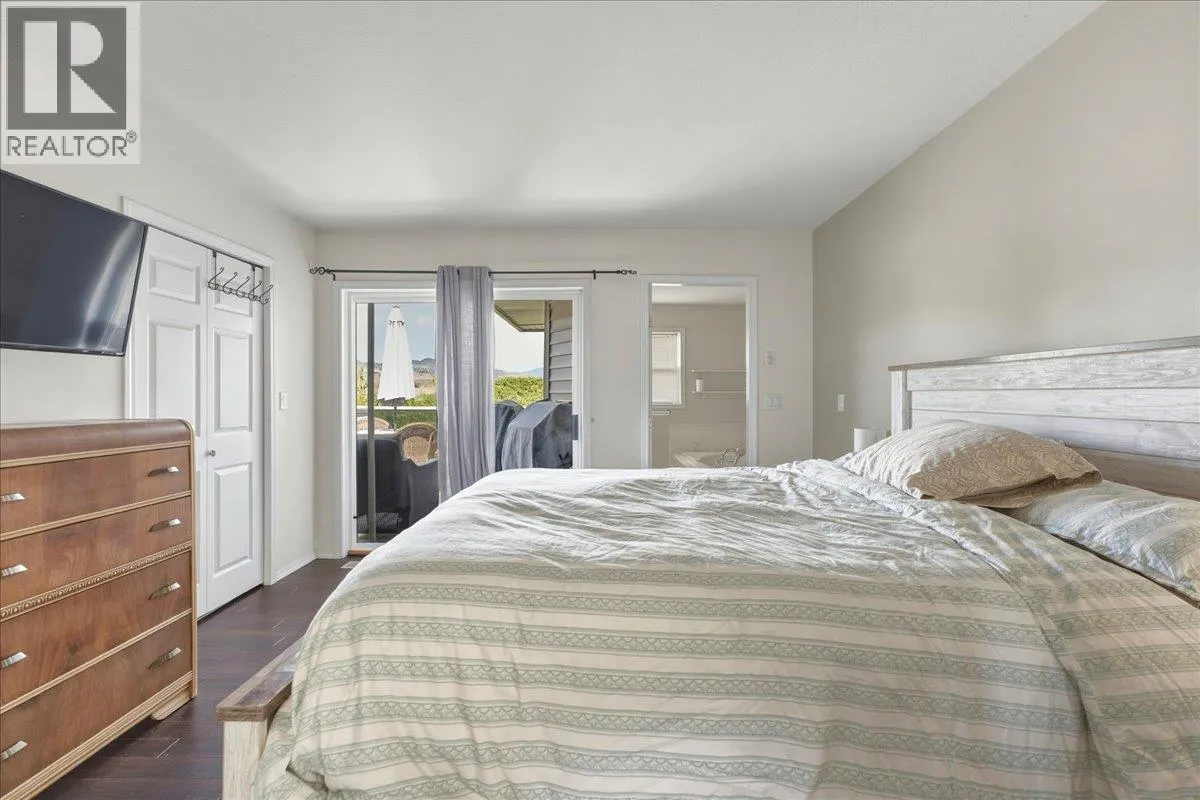 2225 Teal Place