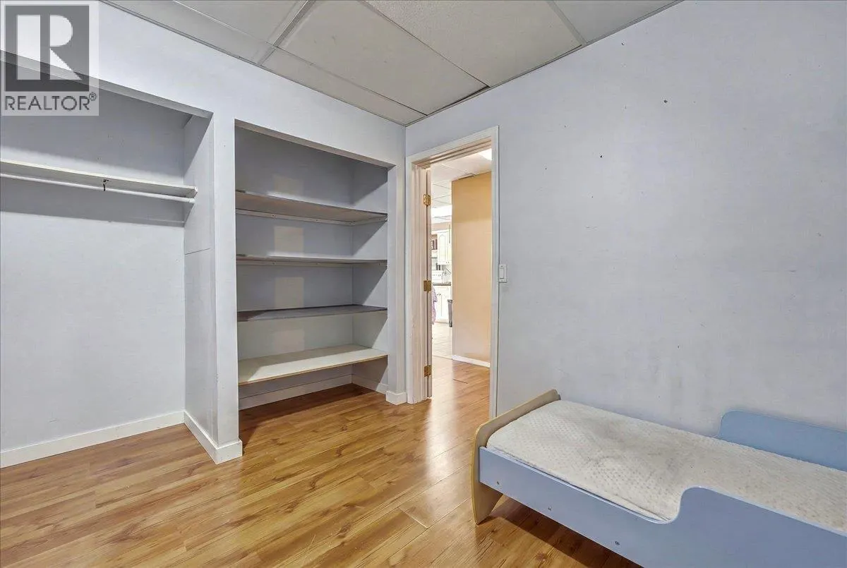 2225 Teal Place