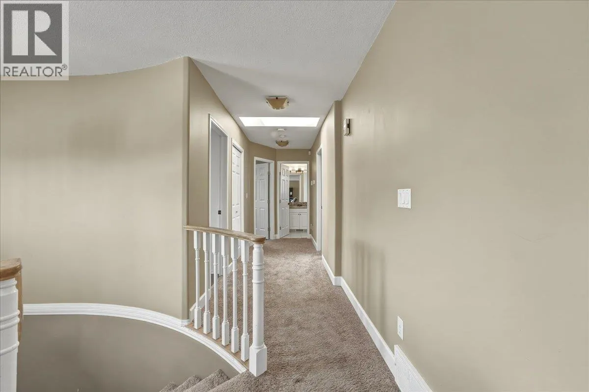 2225 Teal Place