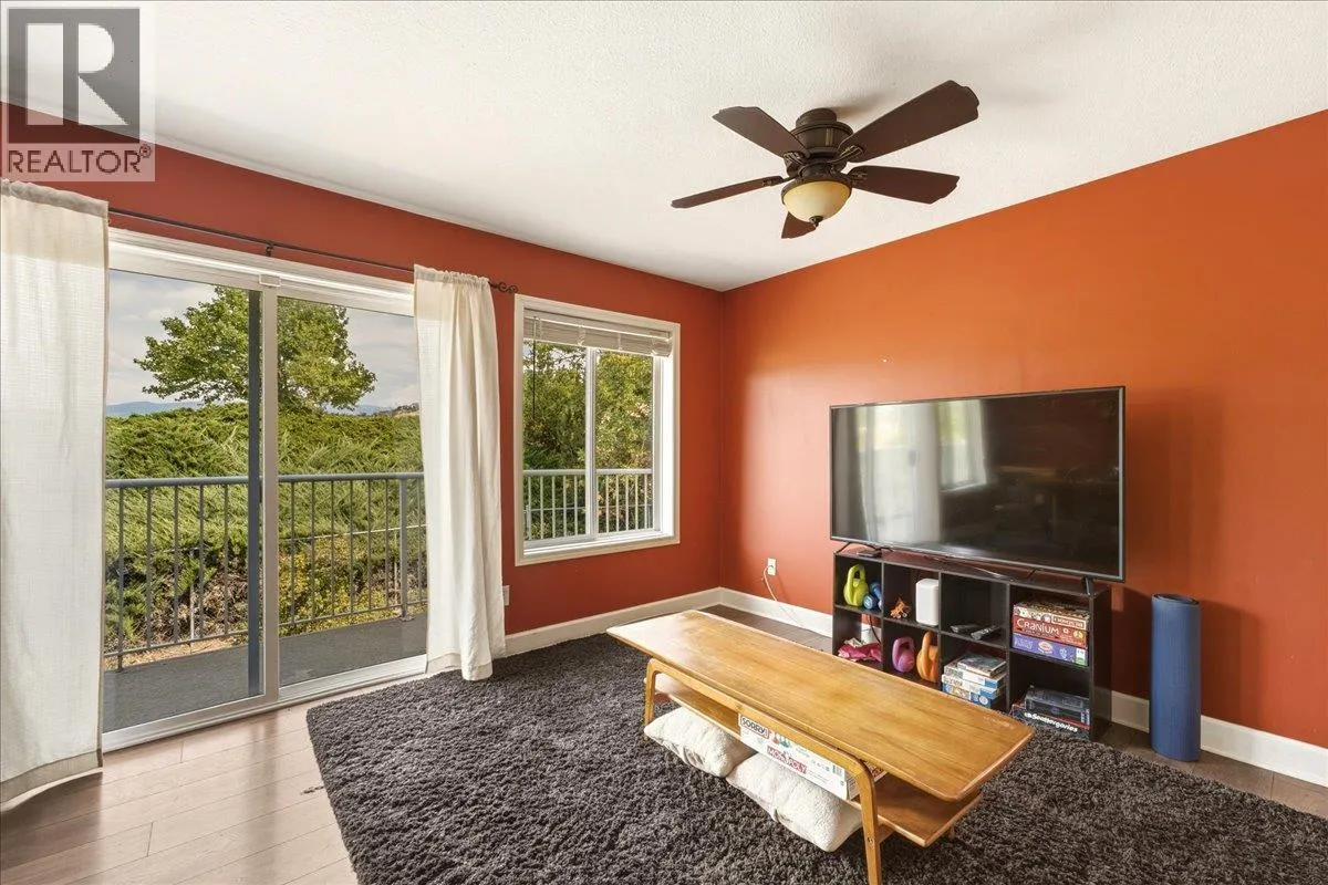 2225 Teal Place
