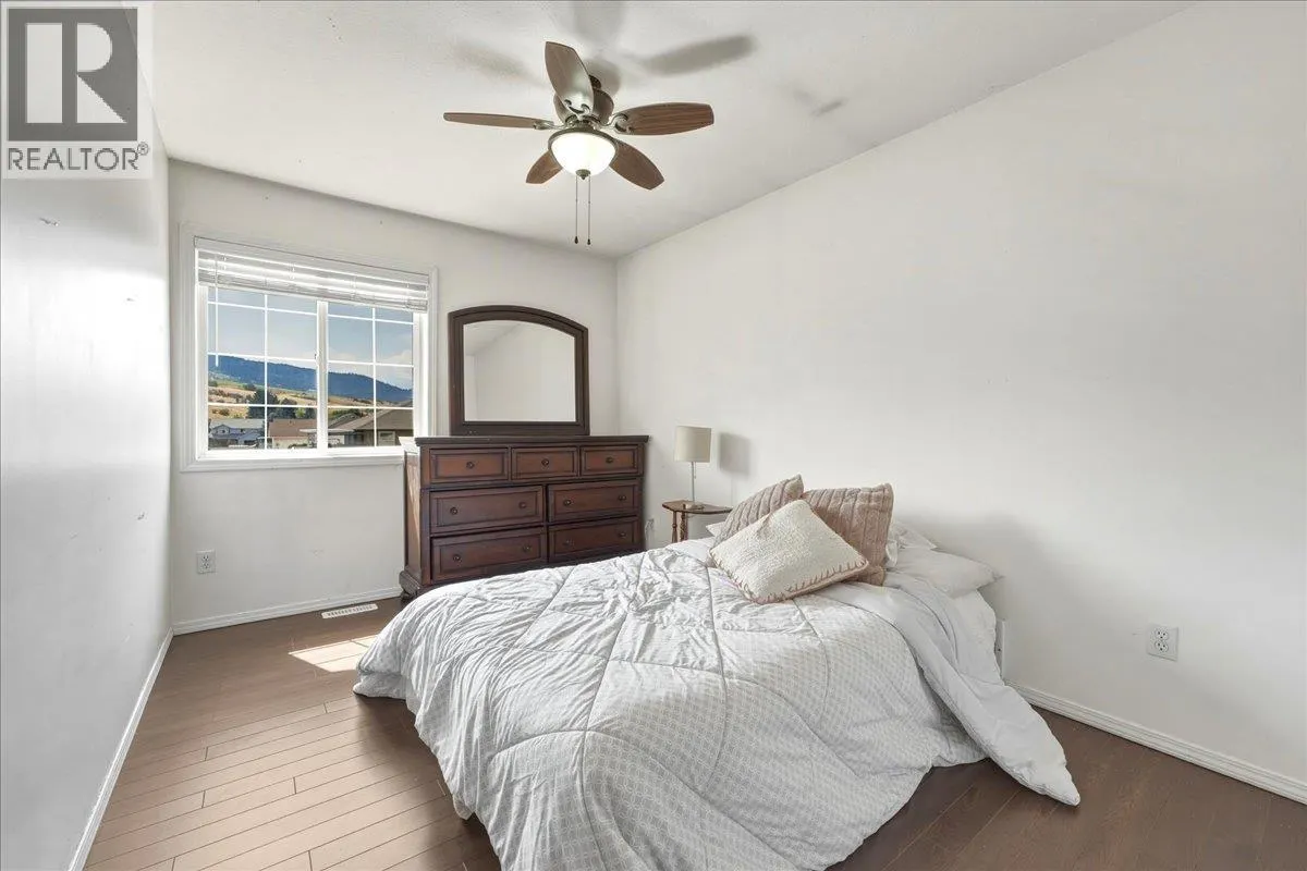 2225 Teal Place