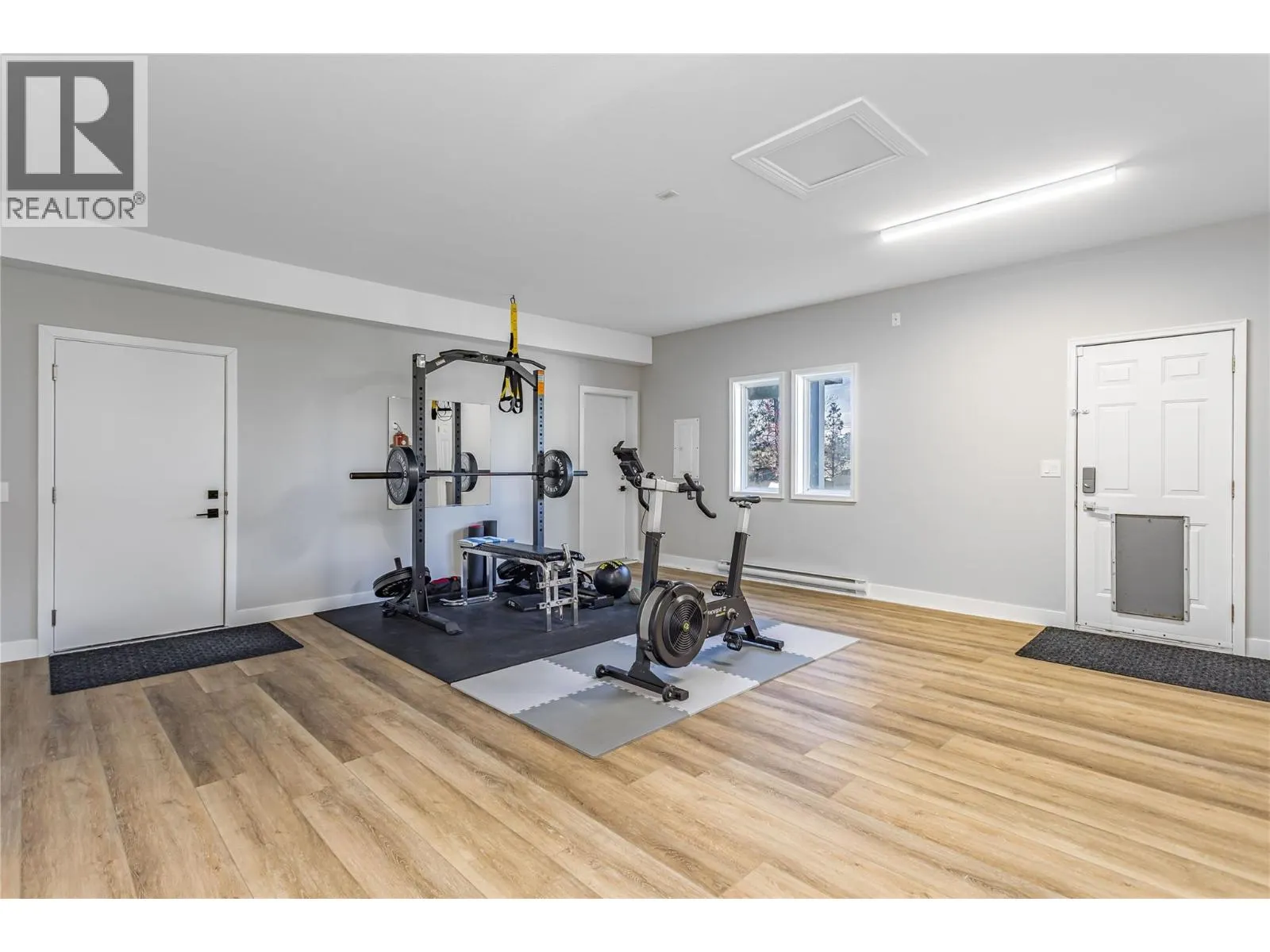 3350 Larkspur Court