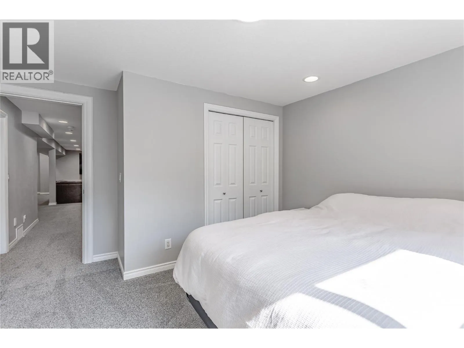 3350 Larkspur Court