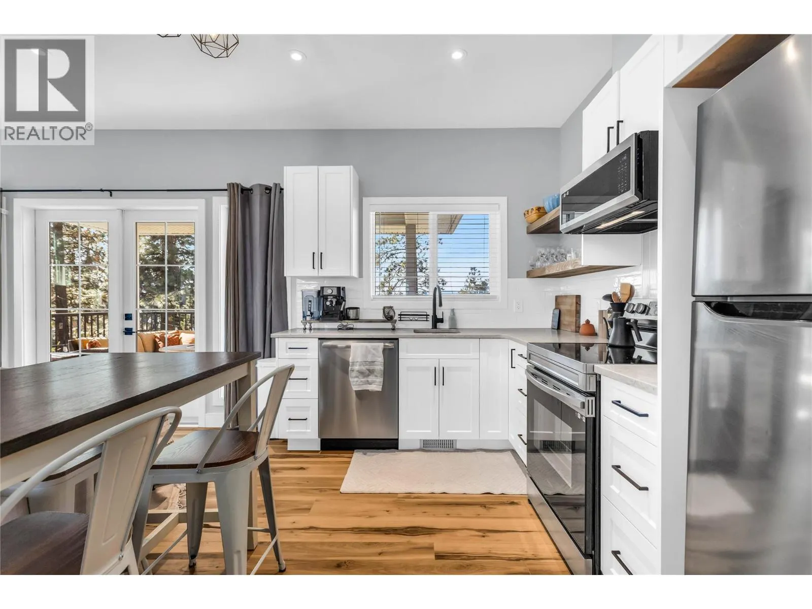 3350 Larkspur Court