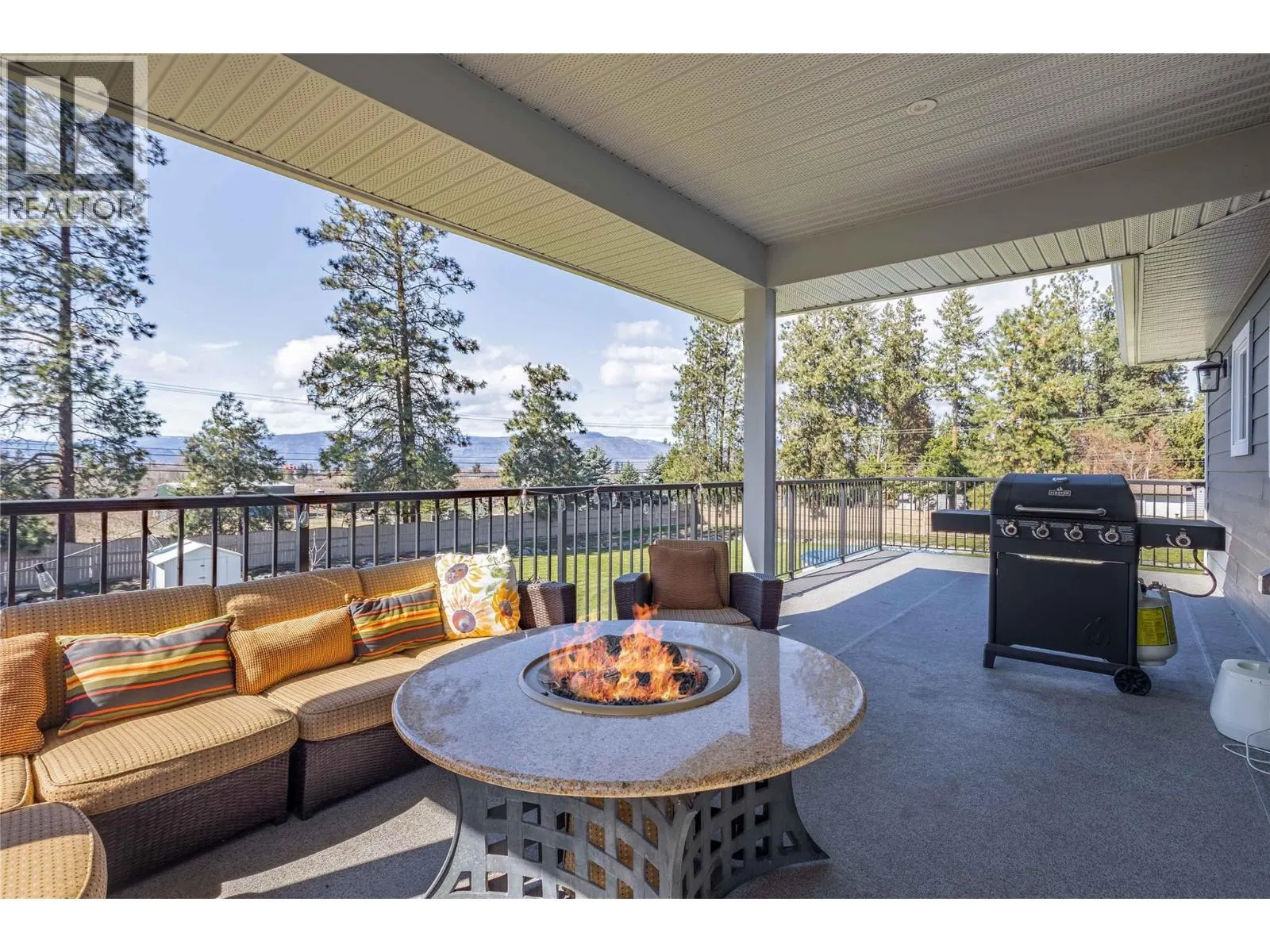 3350 Larkspur Court