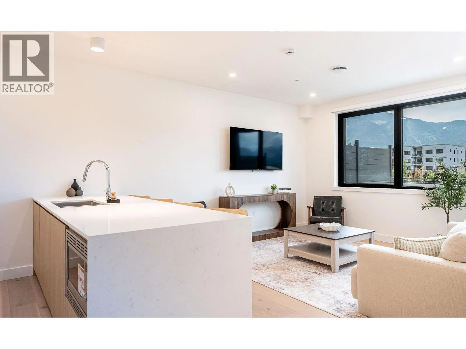 1702 Coursier Avenue Unit# 3111