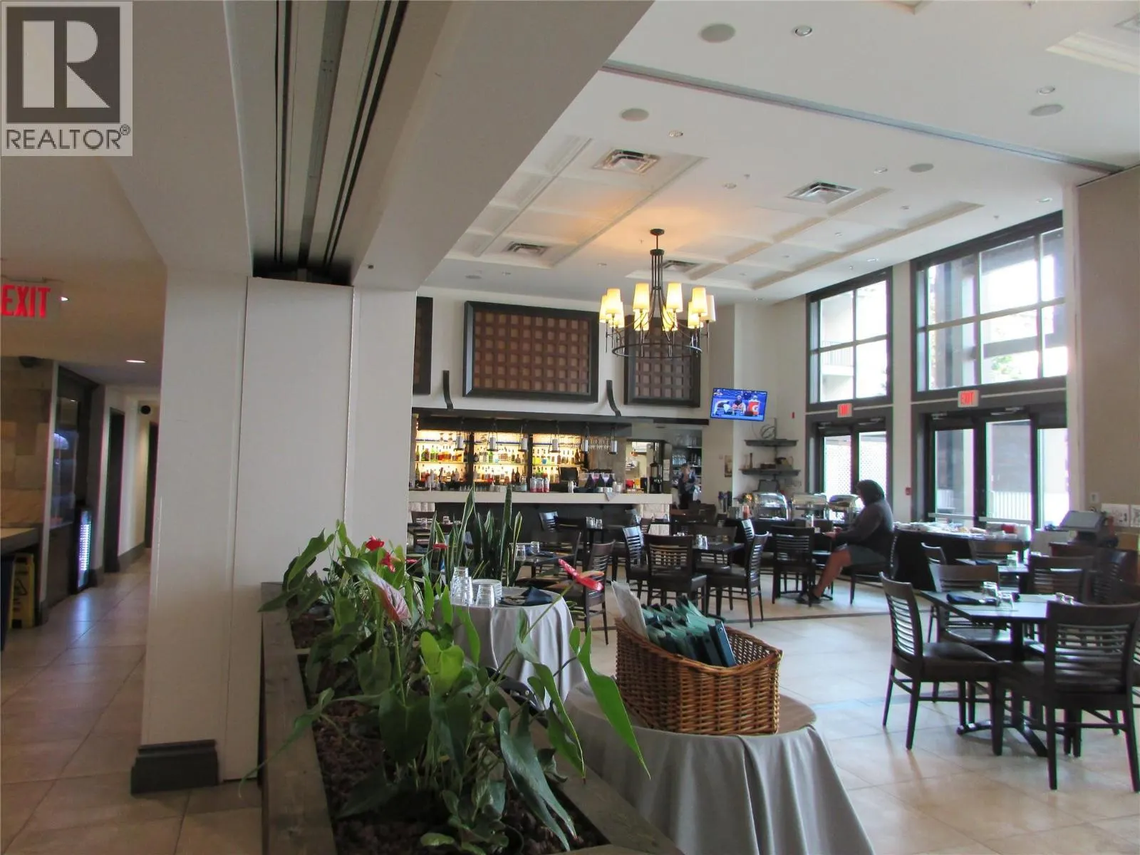 4200 LAKESHORE Drive Unit# 224