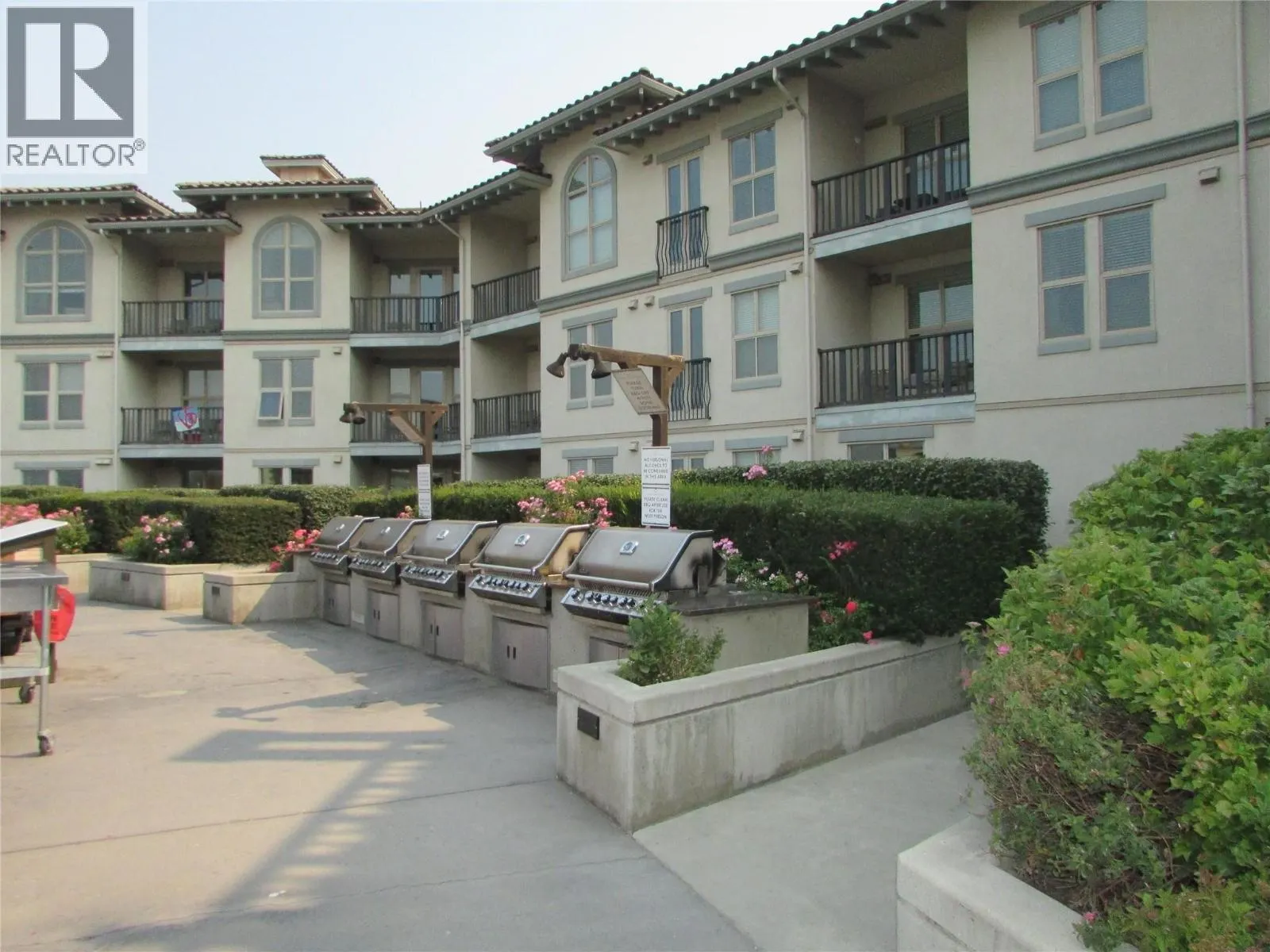 4200 LAKESHORE Drive Unit# 224