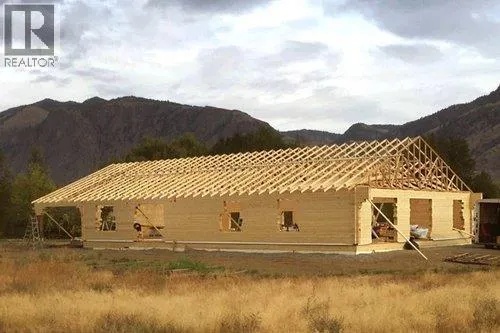 17 Bear Valley Road