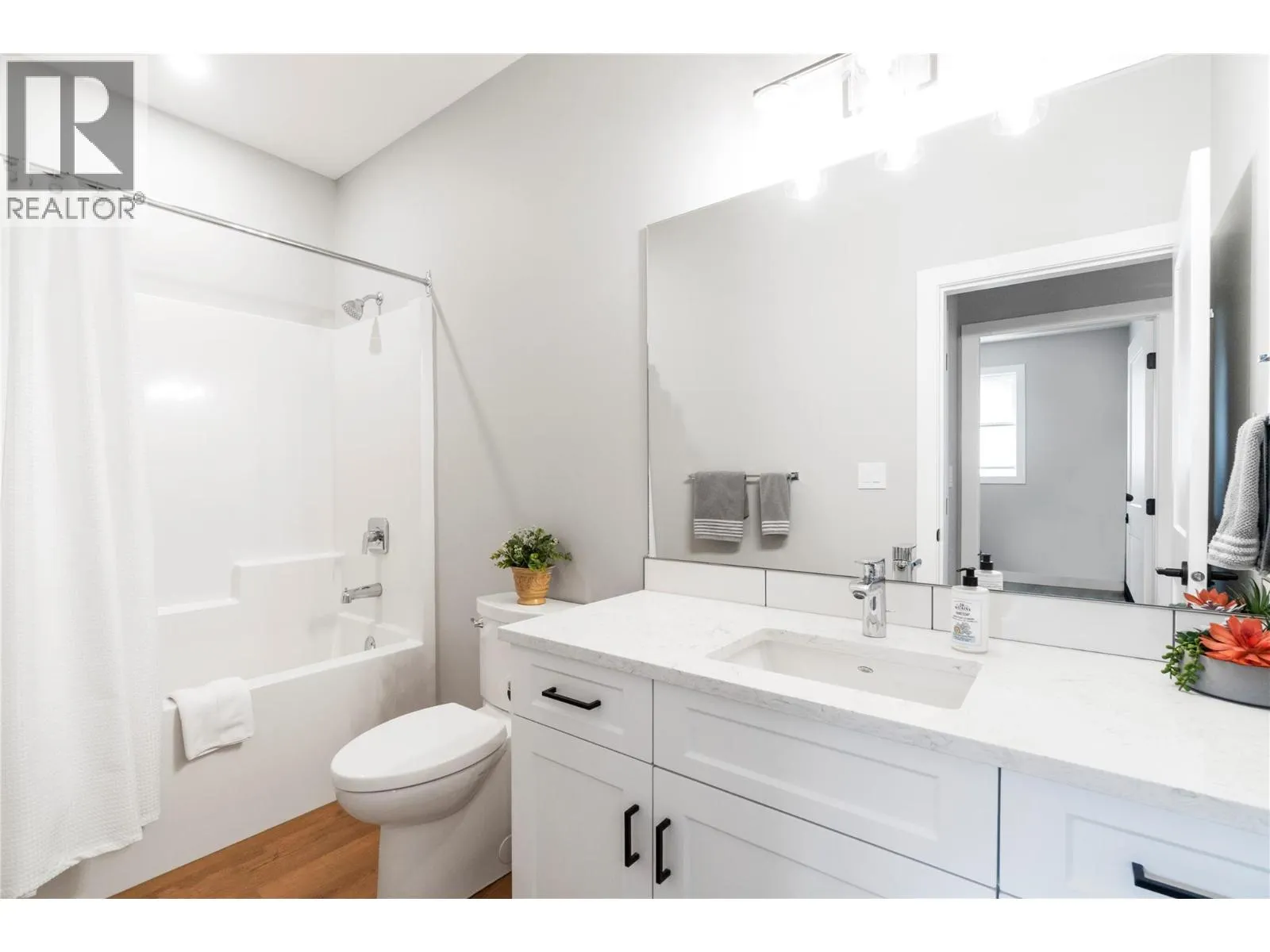1330 10 Street SW Unit# 16