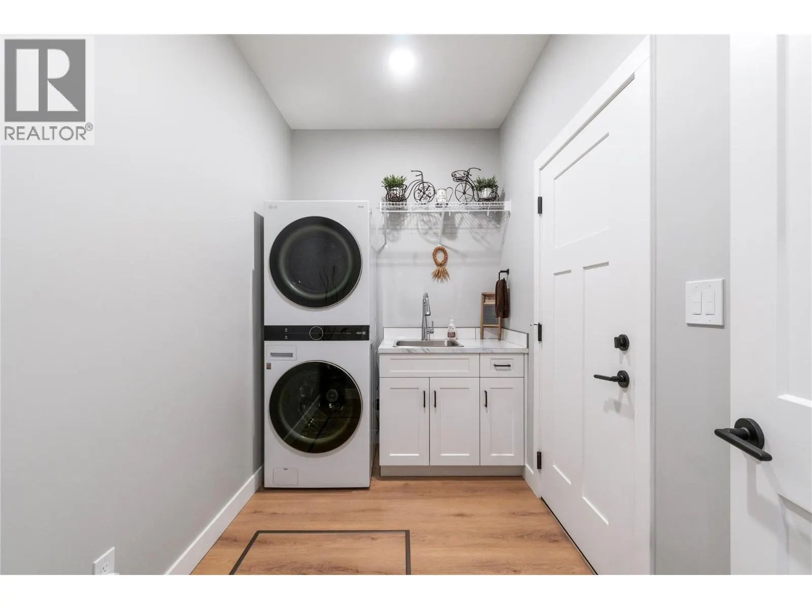 1330 10 Street SW Unit# 16
