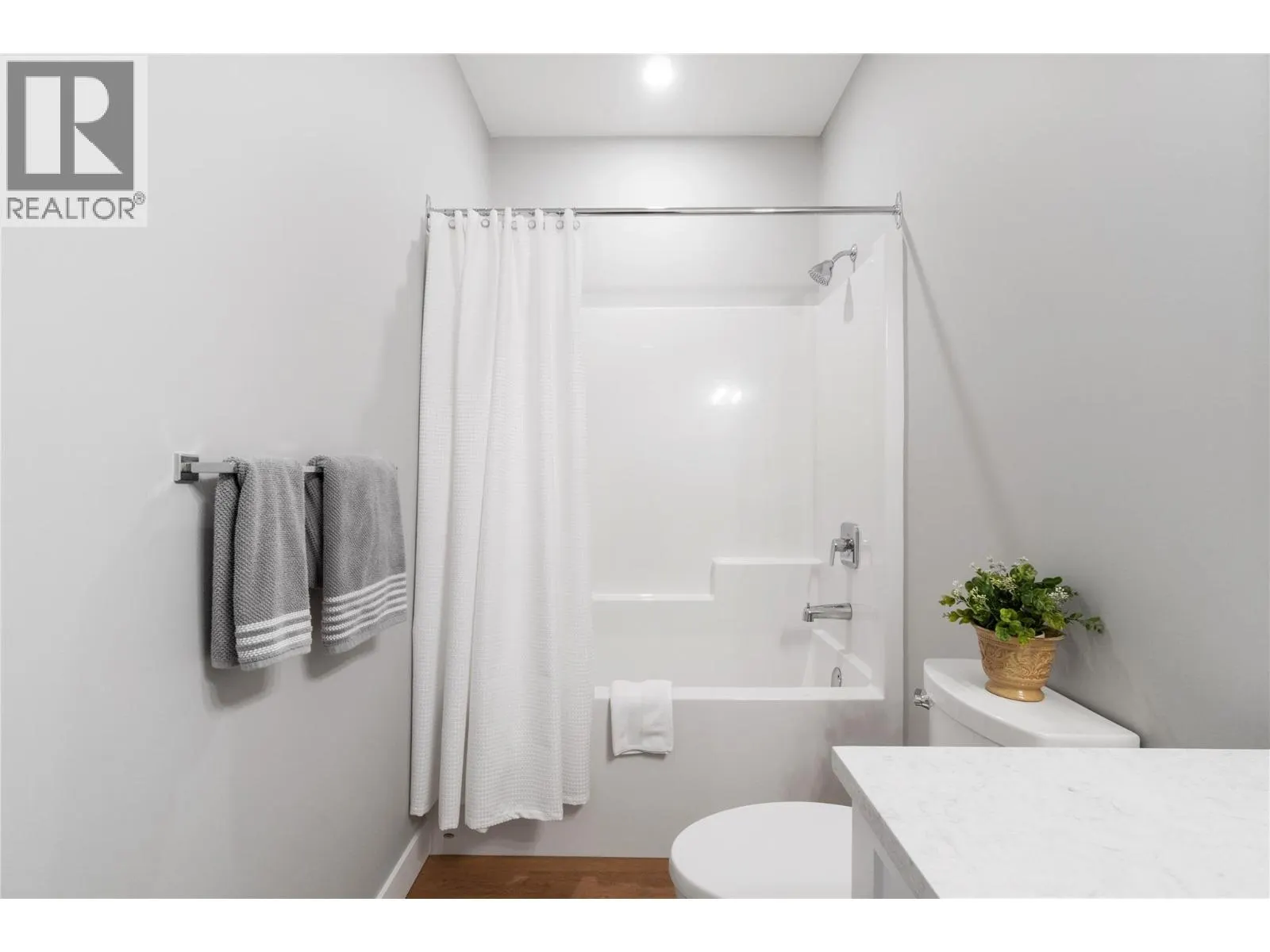 1330 10 Street SW Unit# 16