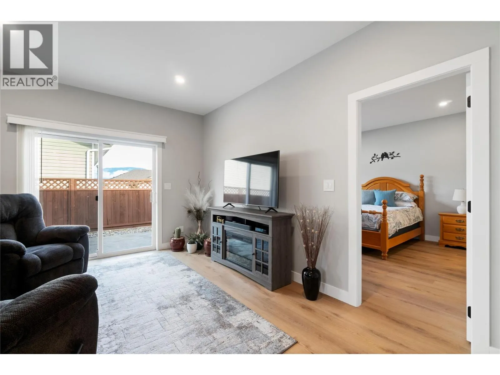1330 10 Street SW Unit# 16