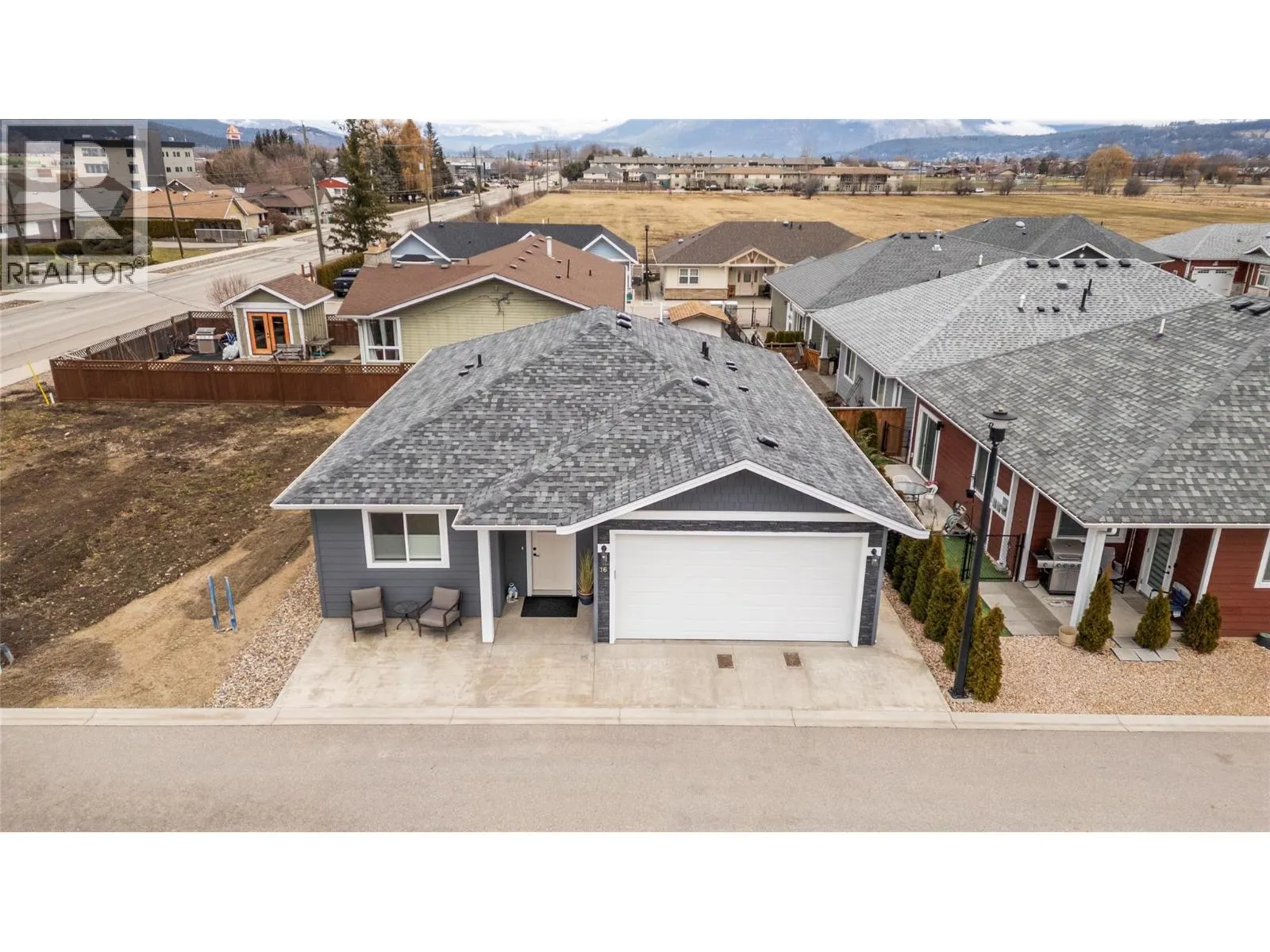 1330 10 Street SW Unit# 16
