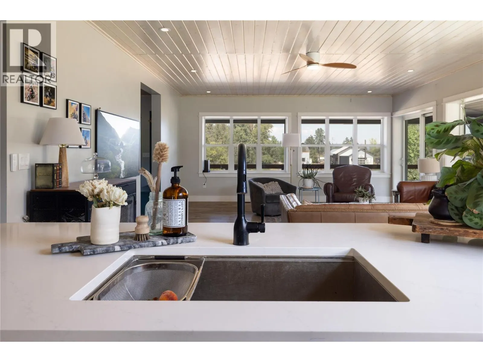 1130 Thomas Hayes Road
