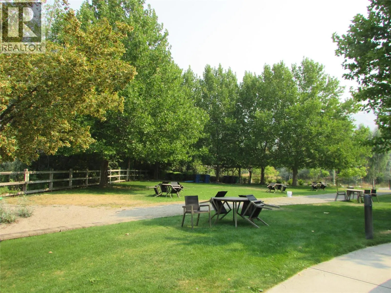 4200 LAKESHORE Drive Unit# 332