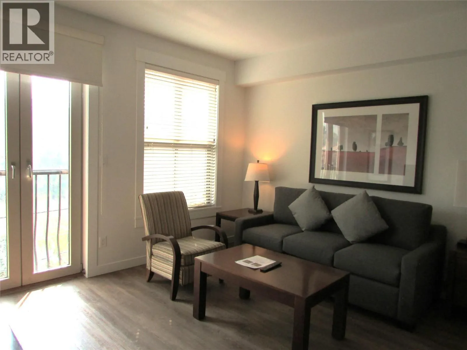 4200 LAKESHORE Drive Unit# 332