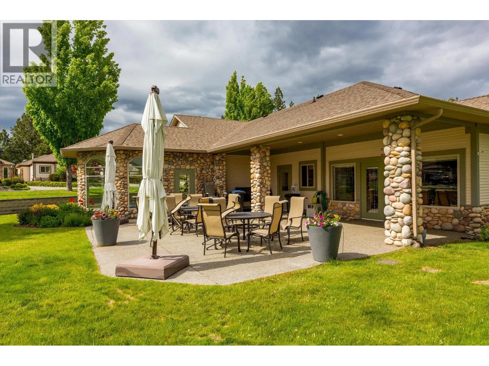 4074 Gellatly Road Unit# 156