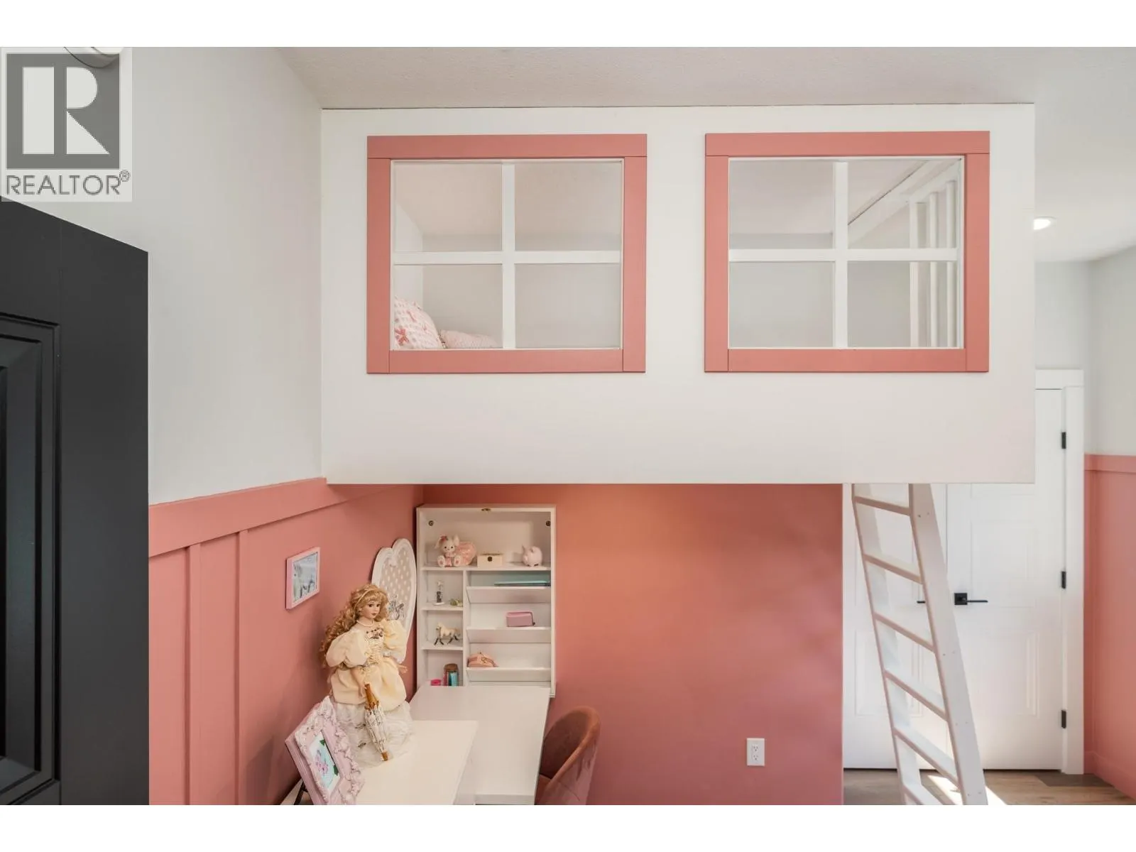 1941 18 Street SE