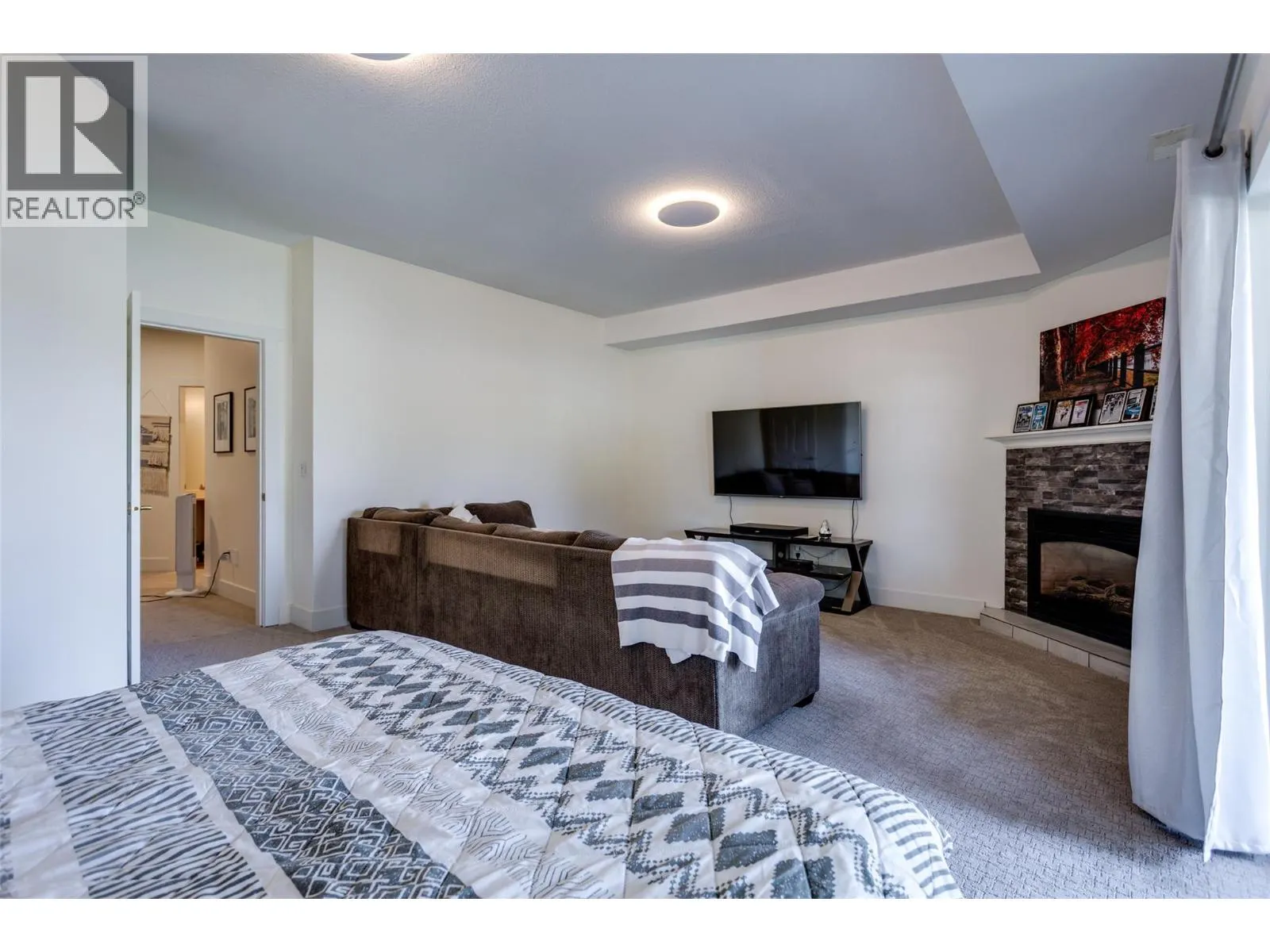 2361 Capistrano Drive