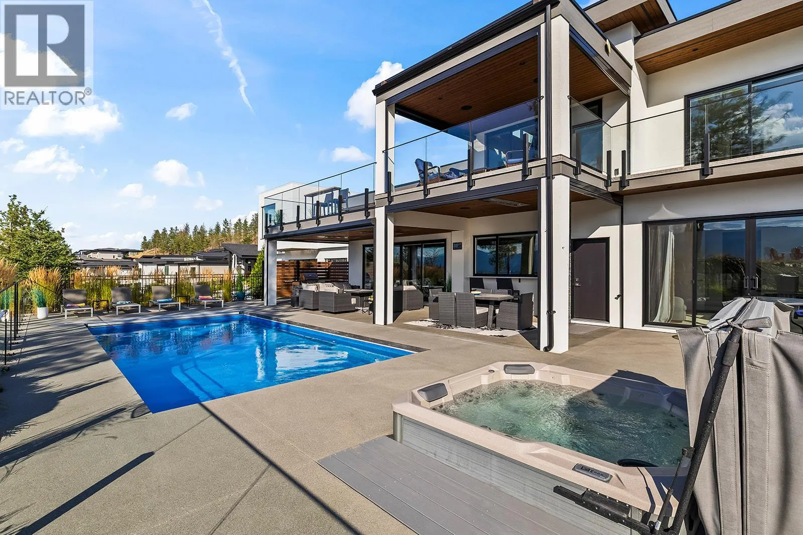 10018 Beacon Hill Drive