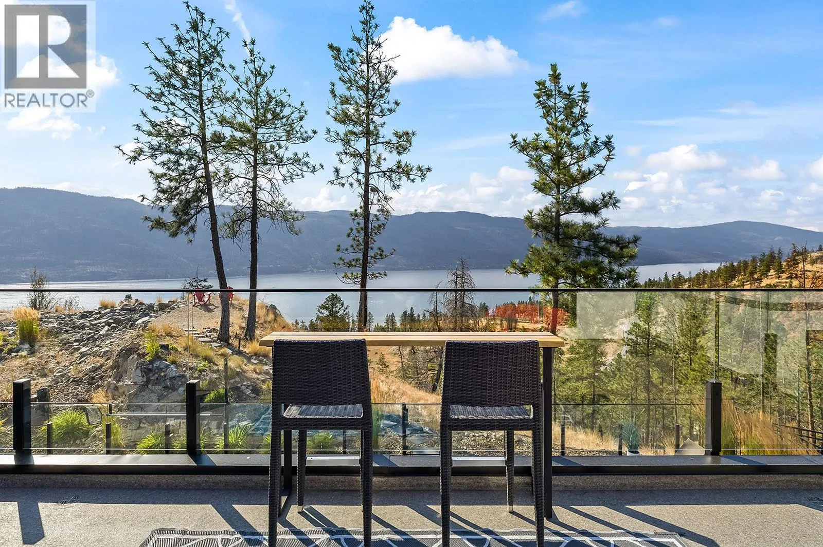 10018 Beacon Hill Drive