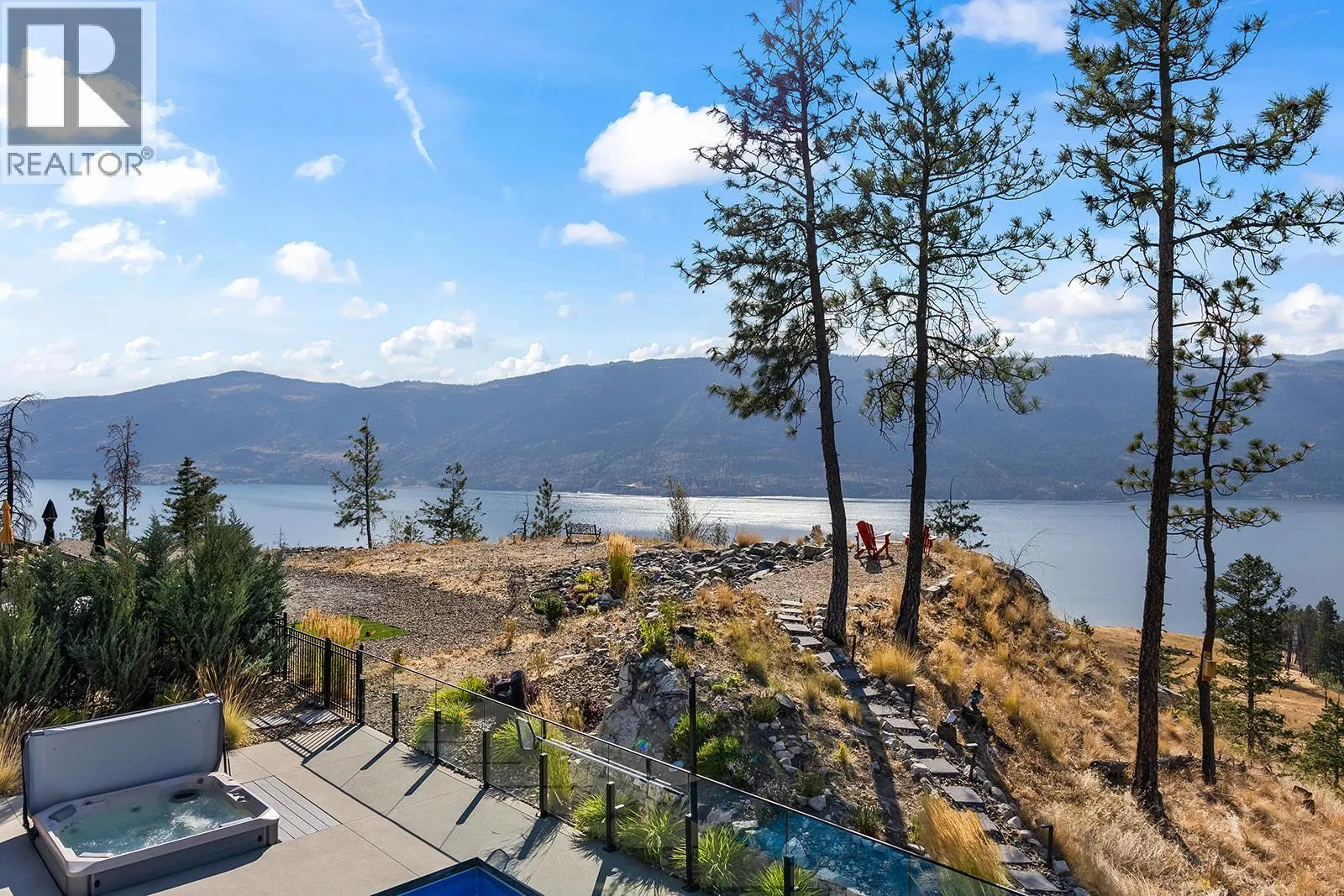 10018 Beacon Hill Drive