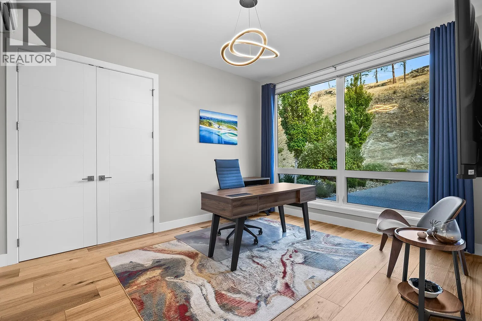 10018 Beacon Hill Drive