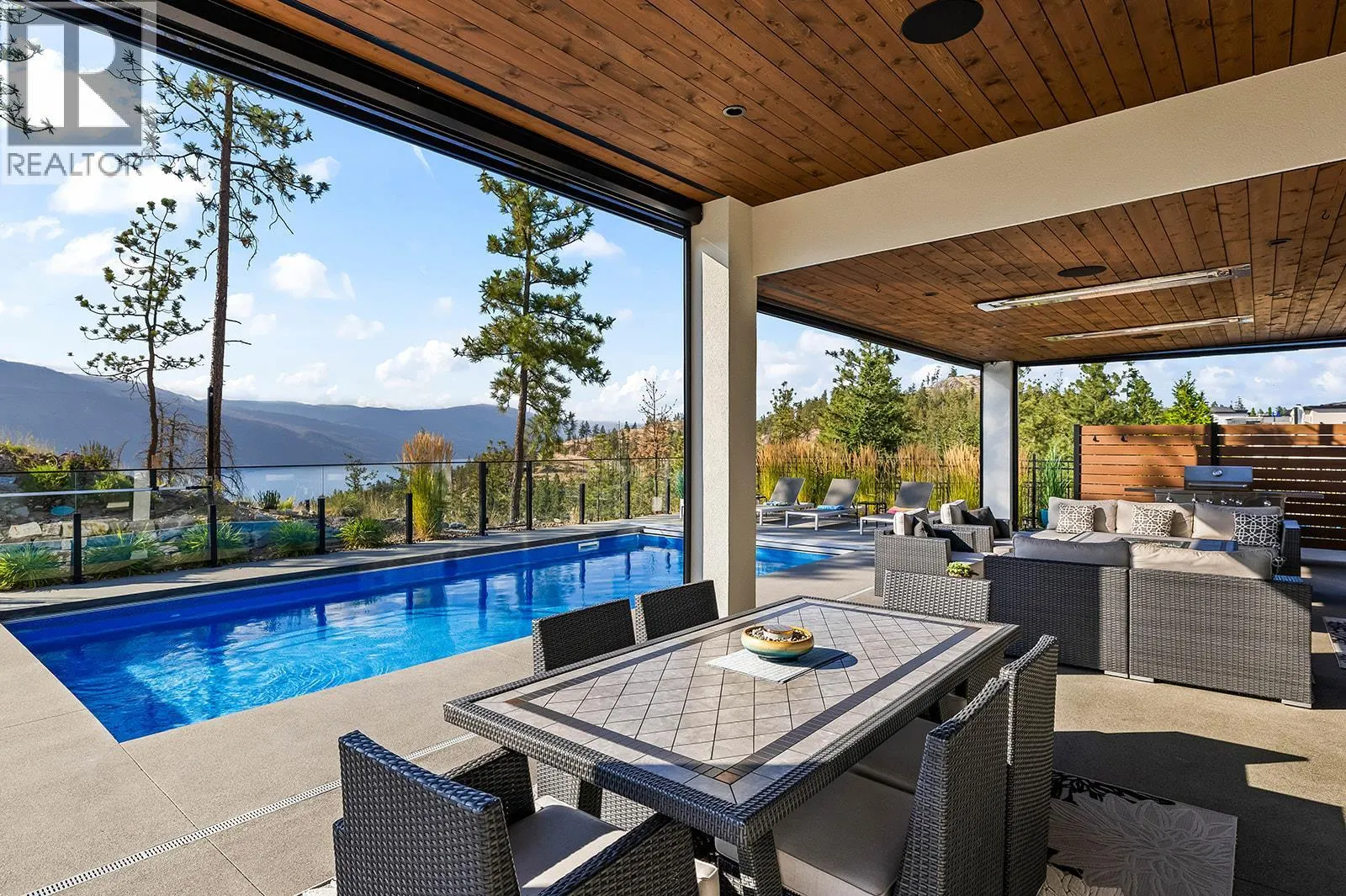 10018 Beacon Hill Drive