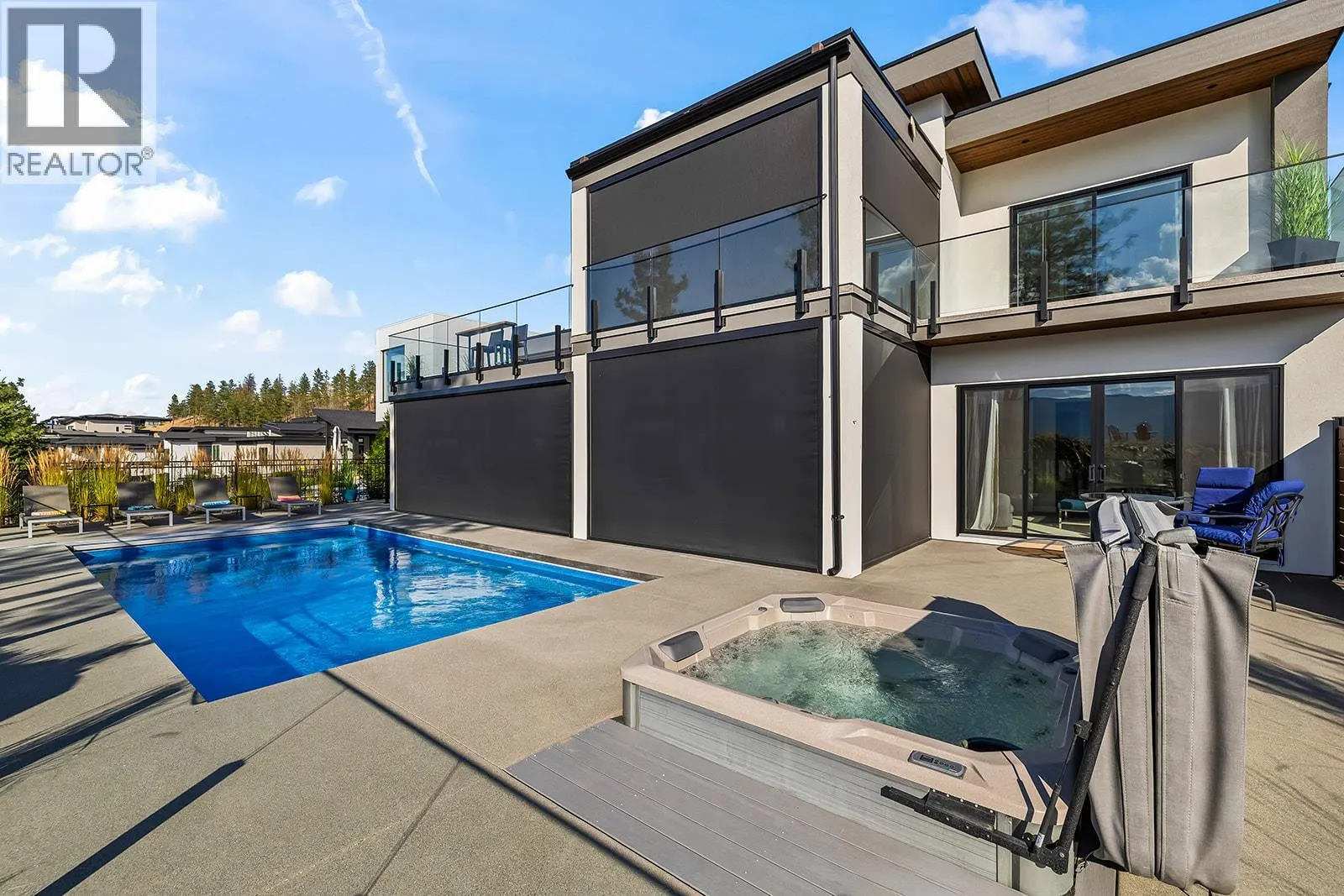 10018 Beacon Hill Drive